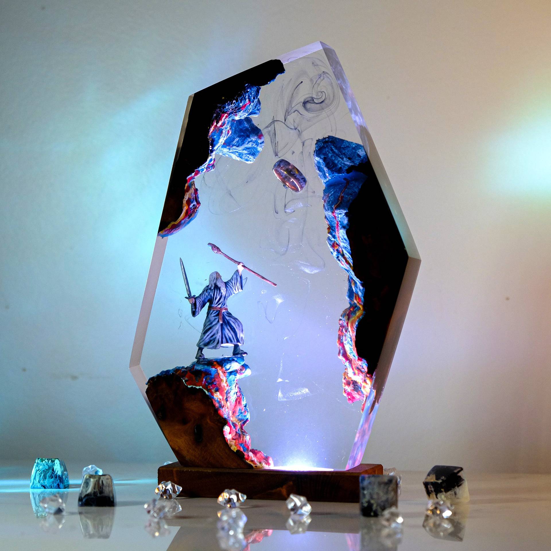 Movie Scence Figure Table Resi - огляд і ціна Desk Setup Lighting