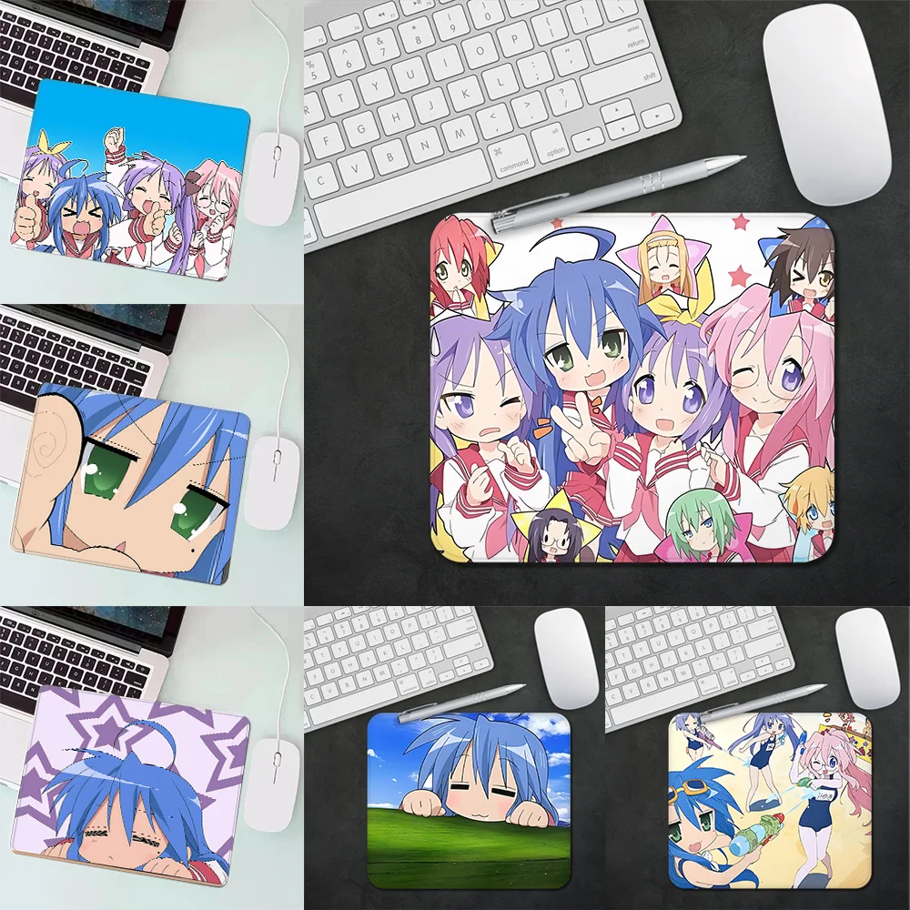 Lucky Star Konata Izumi Gaming - огляд і ціна Desk Setup Anime