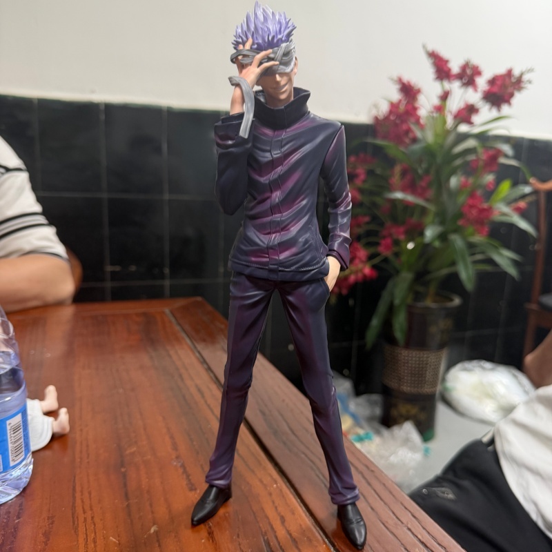 Jujutsu Kaisen Satoru Gojo GK  - огляд і ціна Desk Setup Anime